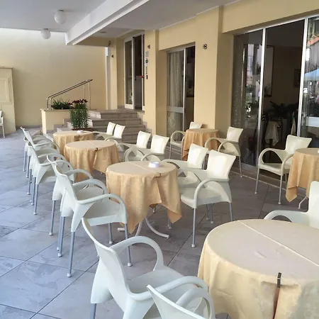 Hotell Angela Misano Adriatico