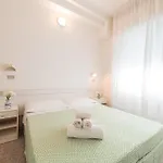 Hotel Angela 3*