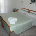 Hotel Angela 3*