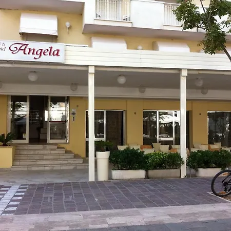 Angela Hotel 3*